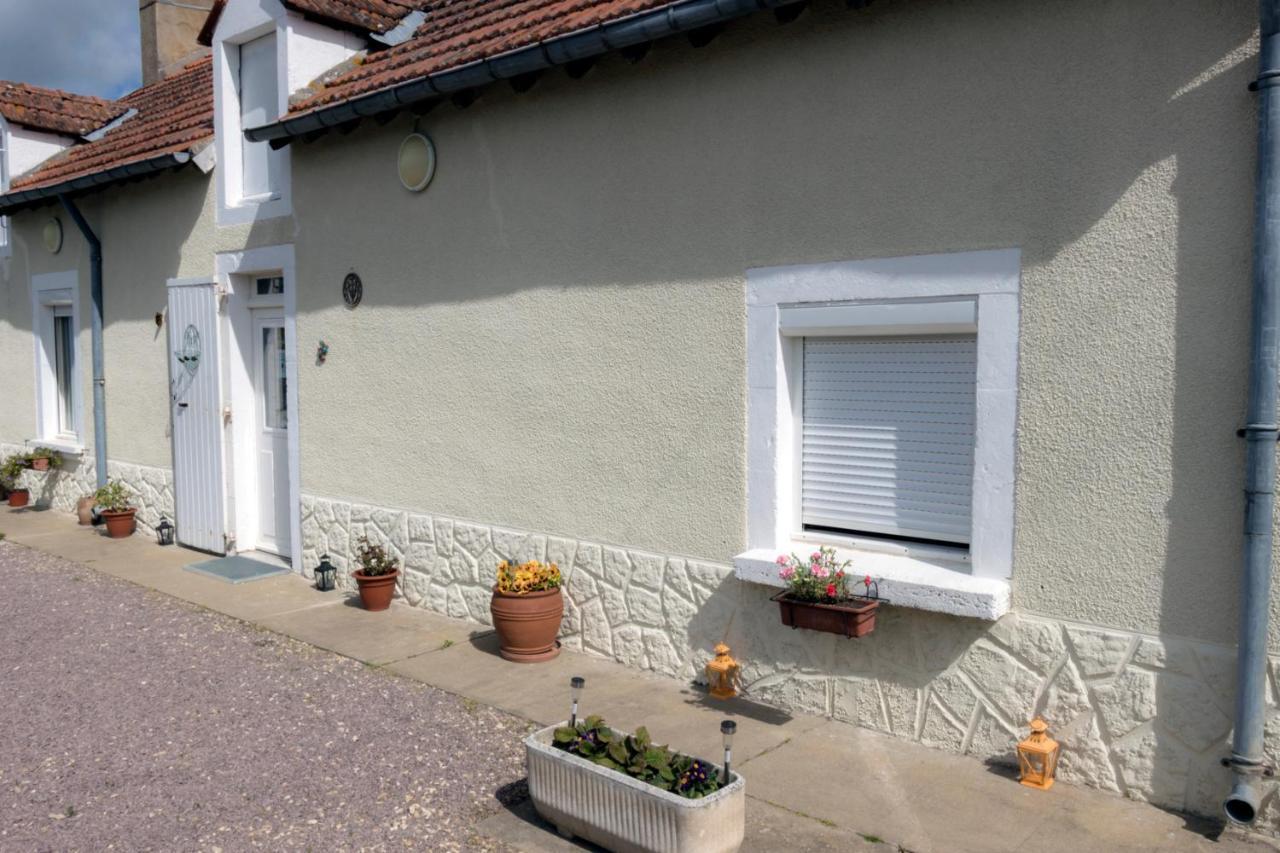 Le Pre De Luceau Bed and Breakfast Blet Buitenkant foto